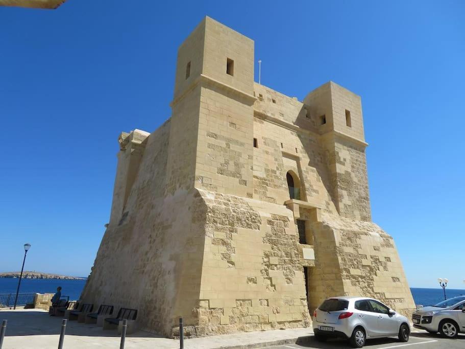 Coral Reef Apartments San Pawl il-Baħar Eksteriør bilde