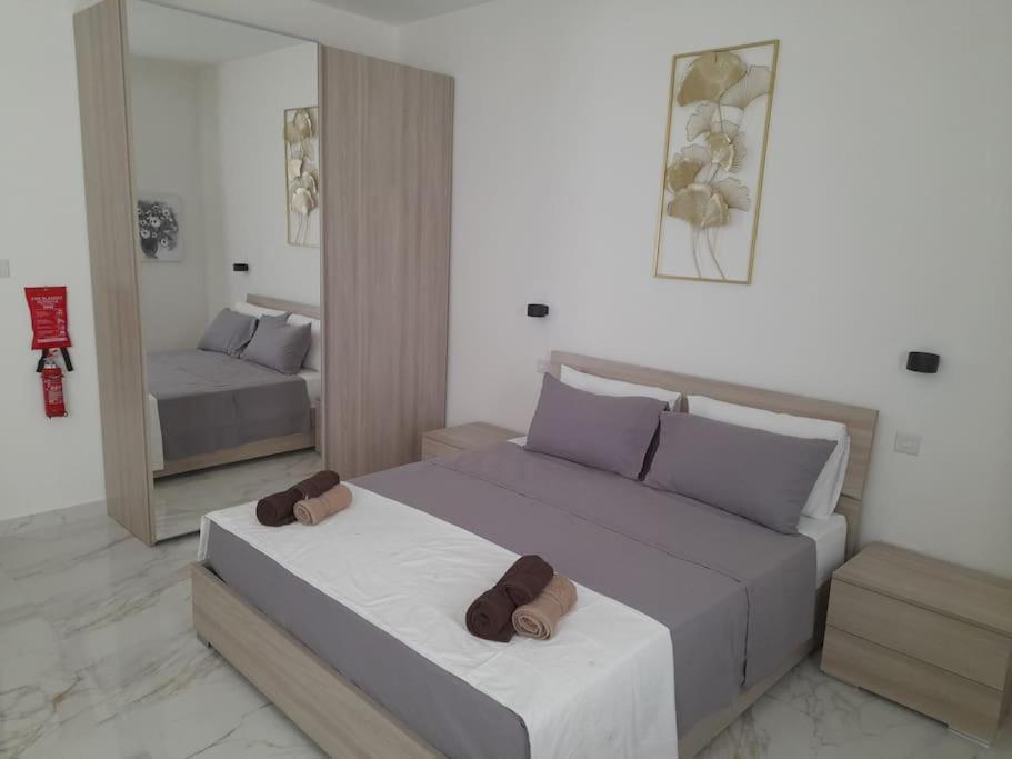 Coral Reef Apartments San Pawl il-Baħar Eksteriør bilde