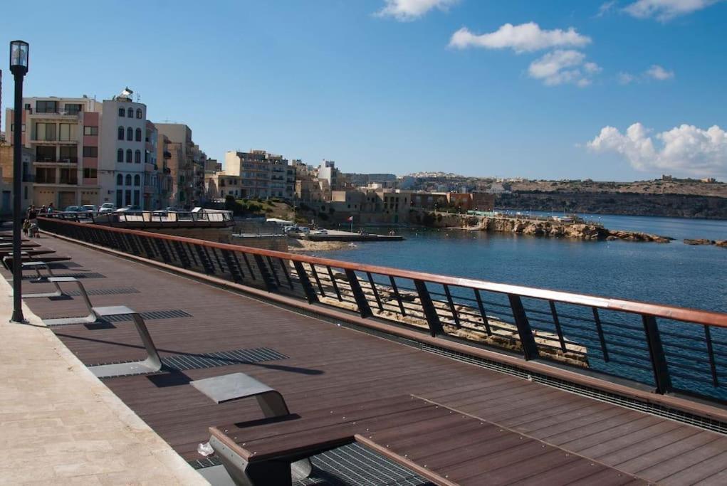 Coral Reef Apartments San Pawl il-Baħar Eksteriør bilde