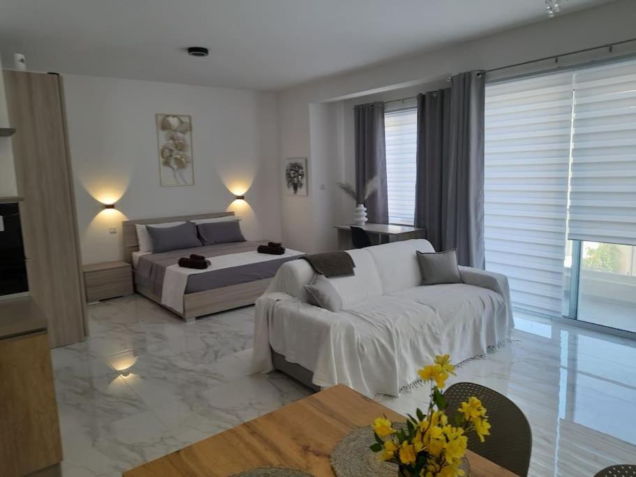 Coral Reef Apartments San Pawl il-Baħar Eksteriør bilde