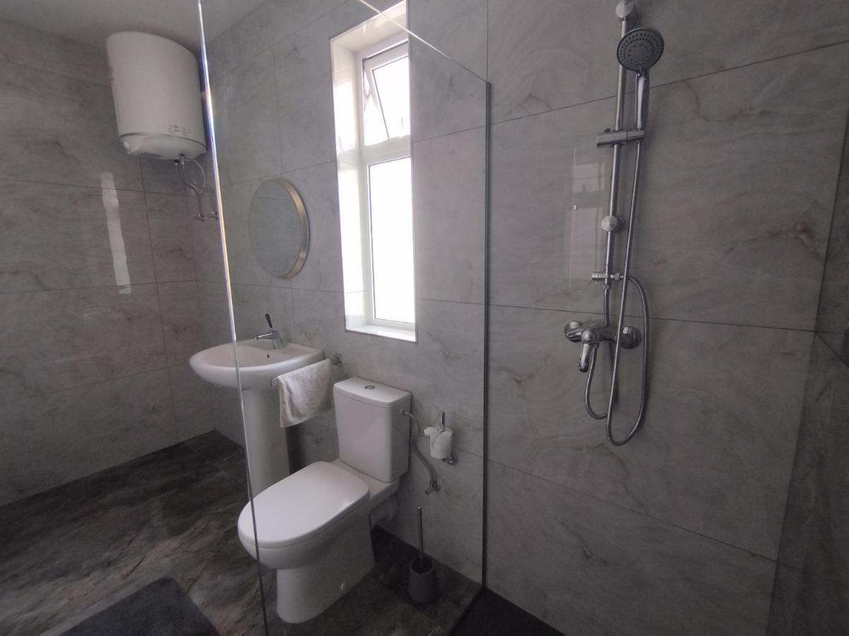 Coral Reef Apartments San Pawl il-Baħar Eksteriør bilde